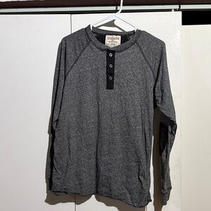 Men's Gray Long Sleeve Henley Shirt